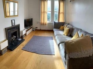 3 Double bedroomed flat, Acton. London, UK