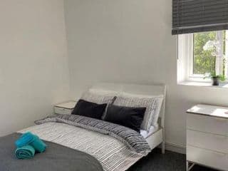 Lovely 2 bedroom flat in greater london - Photo 14