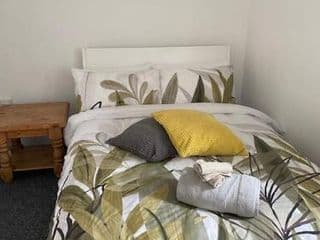 Lovely 2 bedroom flat in greater london - Photo 7