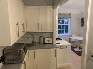 South Kensington Studio - Photo 3