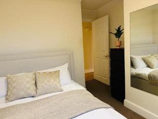 The Wimbledon Haven - 2bed - Photo 17