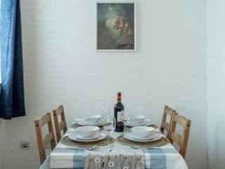 2 bedroom flat near London ExCel - Photo 12