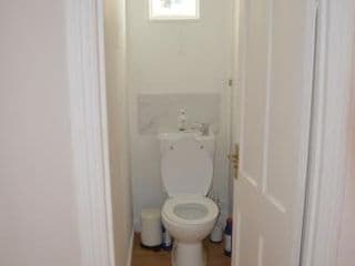 Two Bedroom Flat in London - Photo 21
