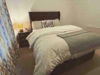 Two Bedroom Flat in London - Photo 4