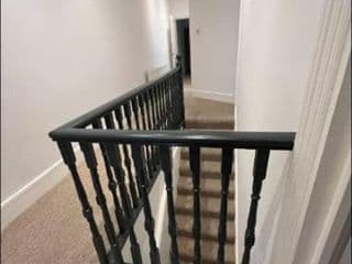 Two Bedroom Flat in London - Photo 6