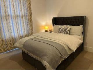 Two Bedroom Flat in London - Photo 8