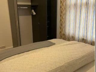 Two Bedroom Flat in London - Photo 10