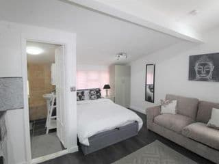 Studio Near Upton Park Station