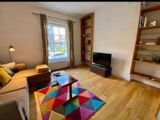 Fab location 2 bed garden flat camden