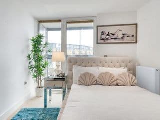 SkyCity Modern 2Bed 2Bath Penthouse Apartment - Photo 4