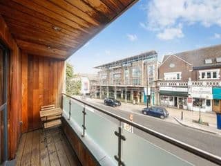 Pleasing 2bed flat 10min to Wimbledon tennis court - Photo 4