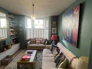 Stylish & Spacious 2 Bedroom House in Brixton