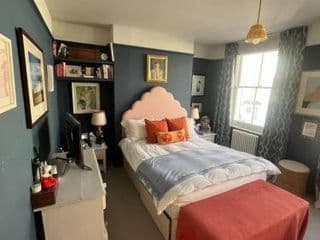 Stylish & Spacious 2 Bedroom House in Brixton - Photo 5