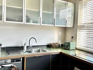 Sienna's 2 - bedroom apartment, London, N1. - Photo 11