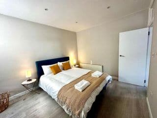 Sienna's 2 - bedroom apartment, London, N1. - Photo 5