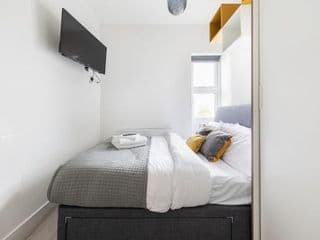 Functional Budget Stay WiFi Shared and Laundry - Photo 9