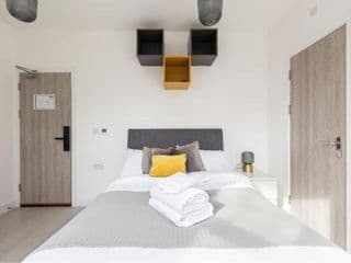 Relax at Anson Hotel Private Room and Bath - Photo 8