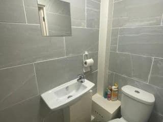 Luxury 4 bedroom house - Photo 7