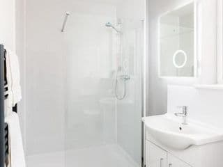 MA Kenilworth - Photo 8