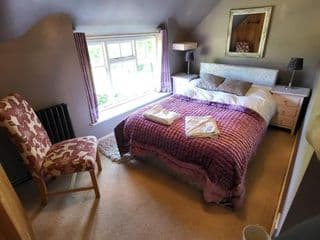 Castle Hill Cottage on a Scheduled Monument - Photo 15