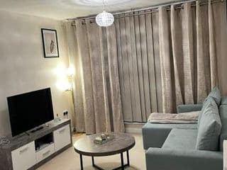 stylish luxe apartment - Photo 10