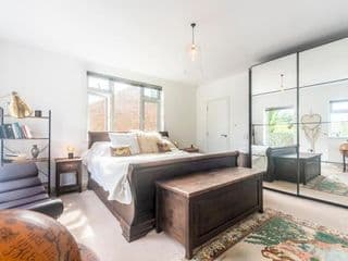 Pass the Keys Luxurious Flat with Large Private Terrace - Photo 5