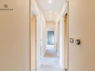 FAMILY FRIENDLY ESCAPE IN ETON & COUNTRYSIDE VIEWS - Photo 14