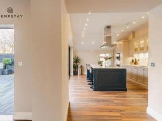 FAMILY FRIENDLY ESCAPE IN ETON & COUNTRYSIDE VIEWS - Photo 15