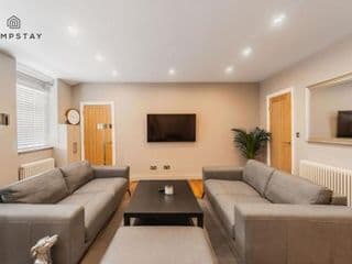 FAMILY FRIENDLY ESCAPE IN ETON & COUNTRYSIDE VIEWS - Photo 21