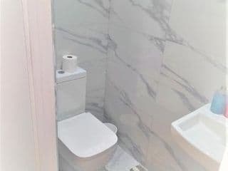 MIA Residence - Entire Studio apartment - City View - London - Next to Ealing Broadway Station - Photo 22