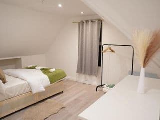 Peaceful Luxury Apartment - Photo 17