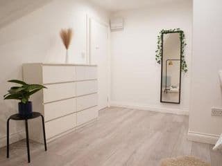 Peaceful Luxury Apartment - Photo 20