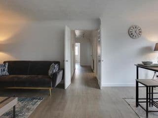 Entire home/flat perfect for contractors - Photo 15