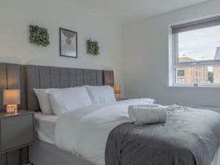 Pass the Keys Cheerful 4 Bed Central Townhouse Garden & Parking - Photo 4