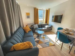 Modern, stylish Apt 1 min from New St Station - Photo 16