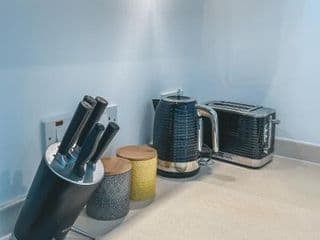 Modern, stylish Apt 1 min from New St Station - Photo 8