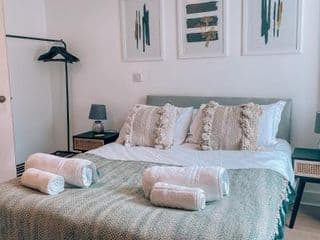 Modern, stylish Apt 1 min from New St Station - Photo 9