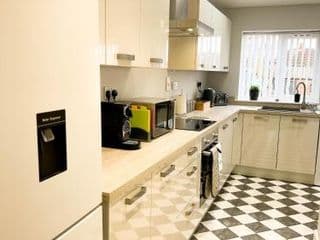 Arden House -Modern, Stylish 3-bed near Solihull, NEC, Resorts World, Airport,HS2 - Photo 18