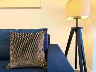 Arden House -Modern, Stylish 3-bed near Solihull, NEC, Resorts World, Airport,HS2 - Photo 6