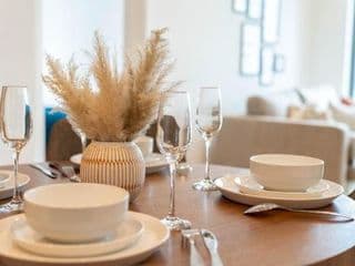 Luxe 1 Bedroom Comfy Apartment - City Centre - Photo 13