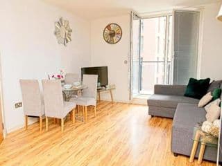 CENTRAL Skyline CITY CENTER APARTMENT - Photo 14