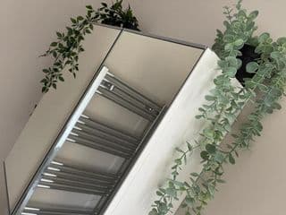 New Stylish Sleeps 7 free parking contractors welcome - Photo 5