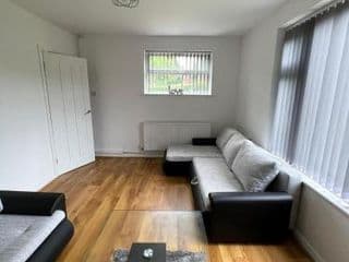 Cosy home near NEC, BHX Bullring & Solihull - Photo 9