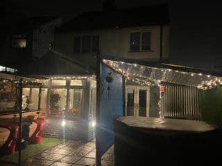 Karaoke House In The Heart Of The Country with Hot Tub & Outdoor Bar