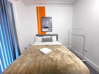 St Peter's Shared House - Photo 7