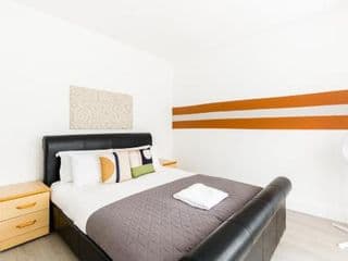 Beautiful 6 bedroom house for 15 guests next to Edgbaston Stadium - Photo 18