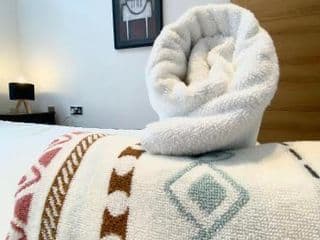 Swanky 2 BDR Apt/Jewellery Quarters/Free Parking - Photo 16