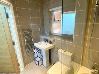 Swanky 2 BDR Apt/Jewellery Quarters/Free Parking - Photo 5