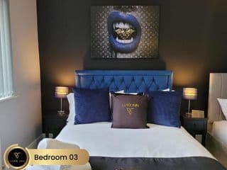 Requin Holiday Home Luxury 4 Bedroom, City Centre - Photo 11