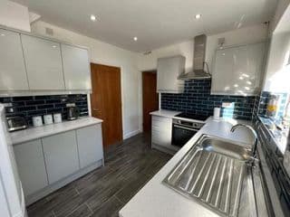 Cosy, Modern Home Near BHX, NEC and City Centre - Photo 14